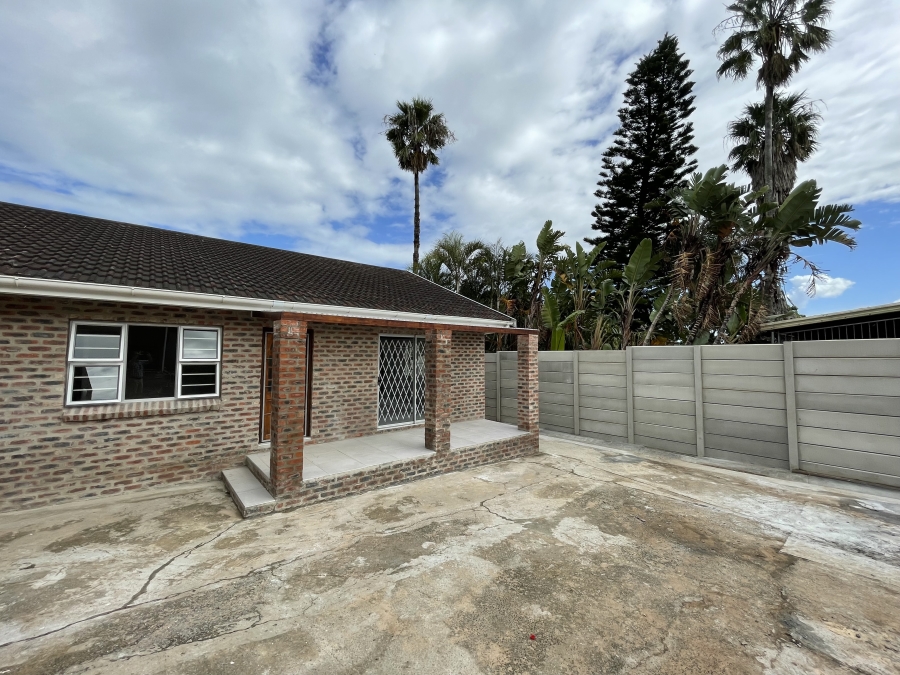 4 Bedroom Property for Sale in Berea Eastern Cape